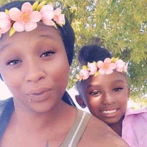 Meet your Posher, Sims